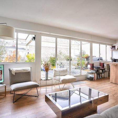 Guestready - Apt Confortable Avec Terrasse Au 18E Париж Екстериор снимка