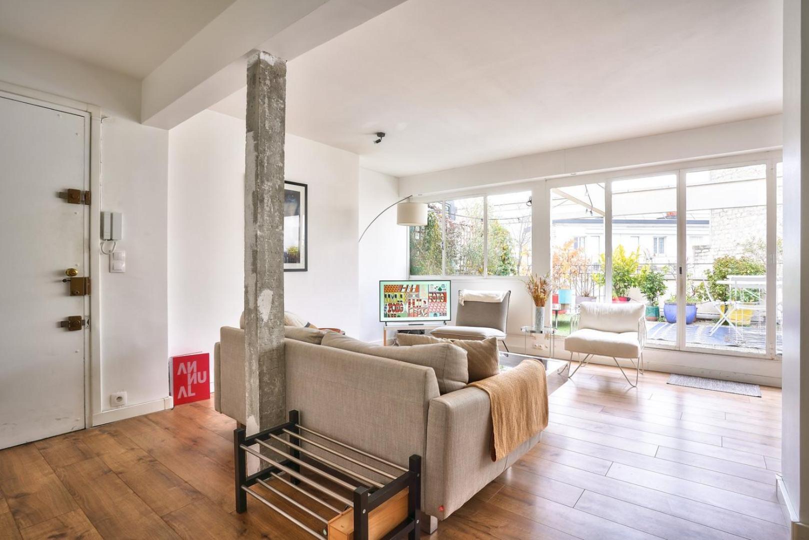 Guestready - Apt Confortable Avec Terrasse Au 18E Париж Екстериор снимка